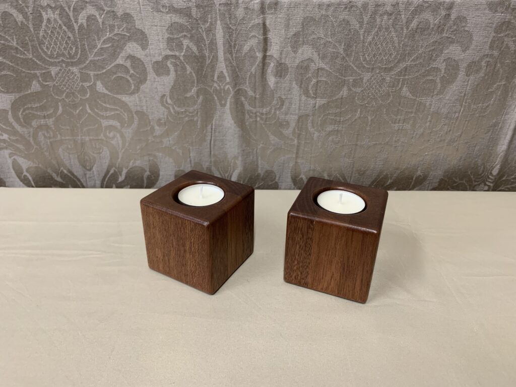 Küünlajalg meranti tume