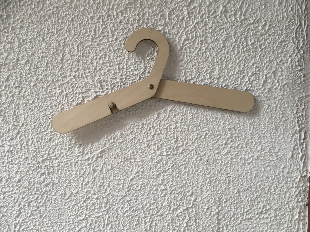 Riidepuu logota, kokkupandav