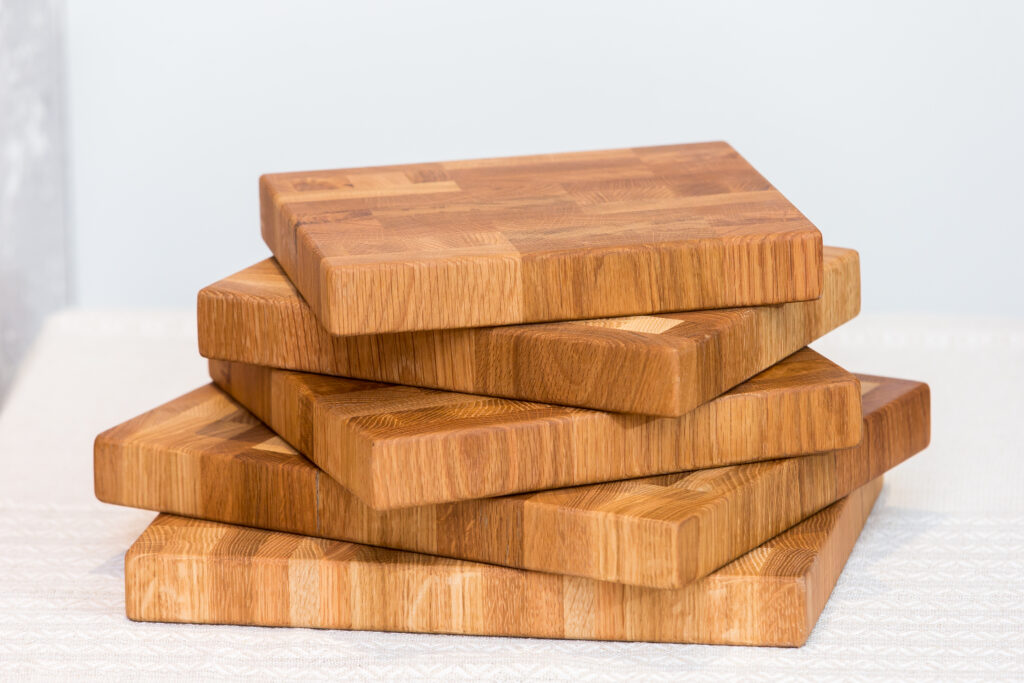 Lõikelaud keskmine- 205x265x35mm